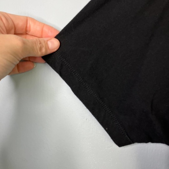 Hot Topic Panic! At The Disco Death Of A Bachelor Graphic Band T-Shirt Men's XL - Picture 15 of 16